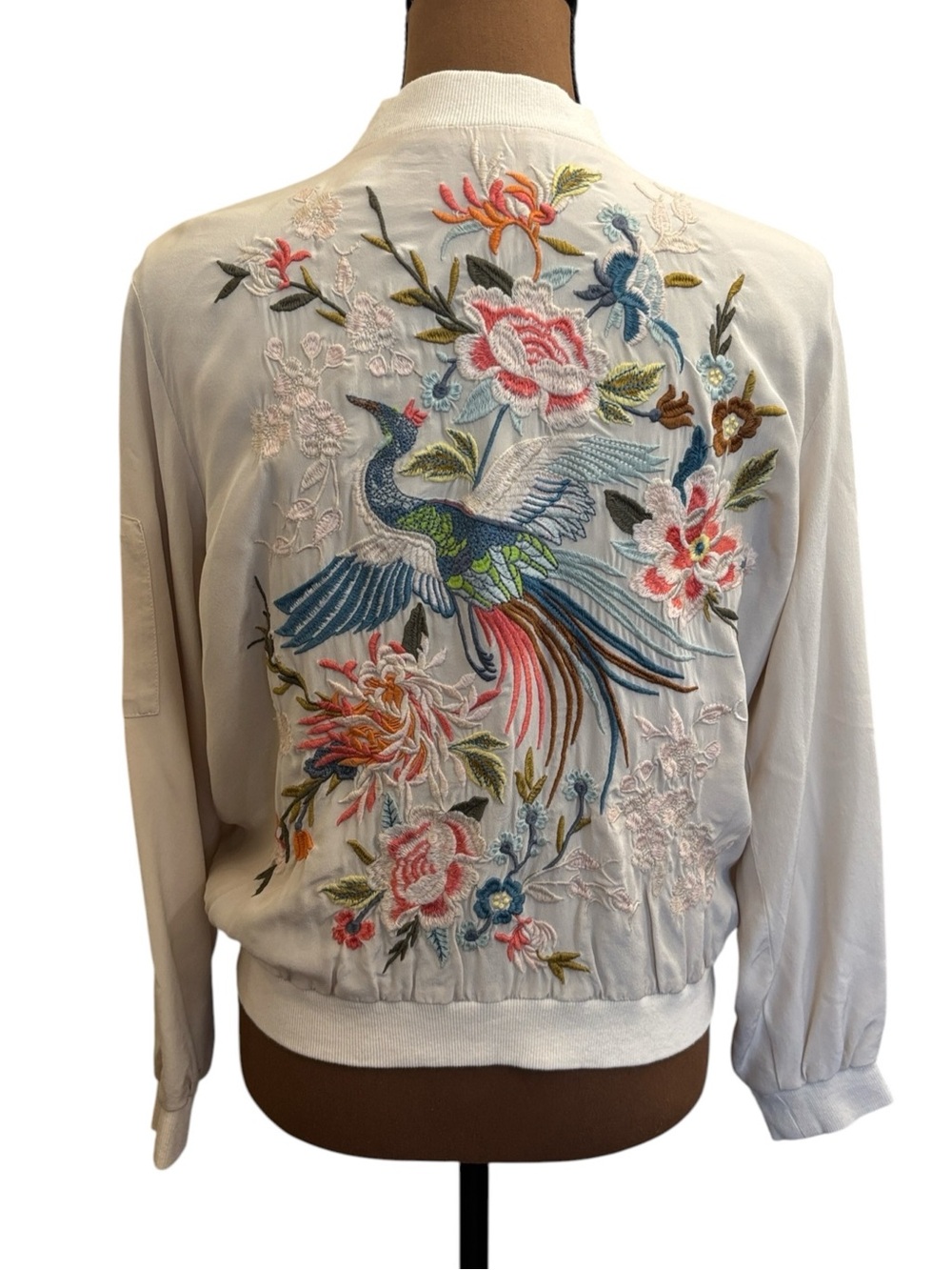 Johnny Was Workshop Cream Silk Embroidered Floral Bird Bomber Jacket Size Small